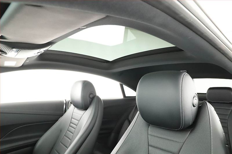 Mercedes-Benz Třídy E (2019) E 400 d - fotka 9 z 20