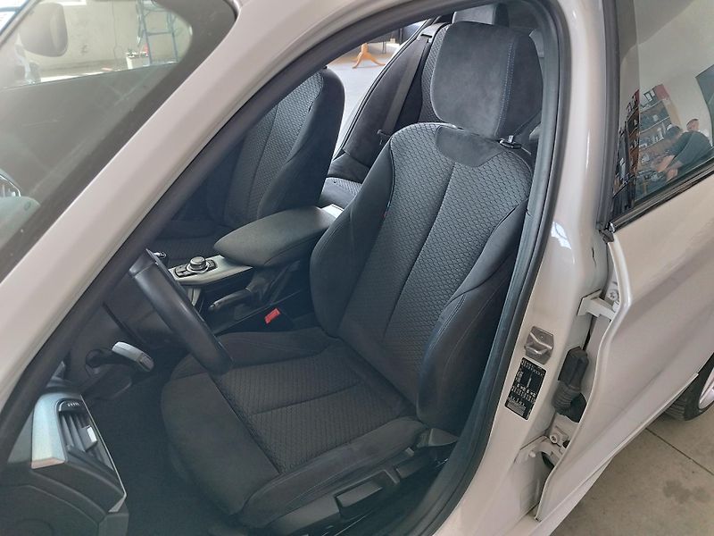 BMW Řada 1 (2017) 120I,135KW,MANUÁL.ALU,NAVI - fotka 16 z 29