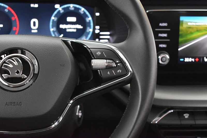 Škoda Octavia 2.0 TDI 110kW AMBITION+*ČR 1.M - fotka 17 z 37