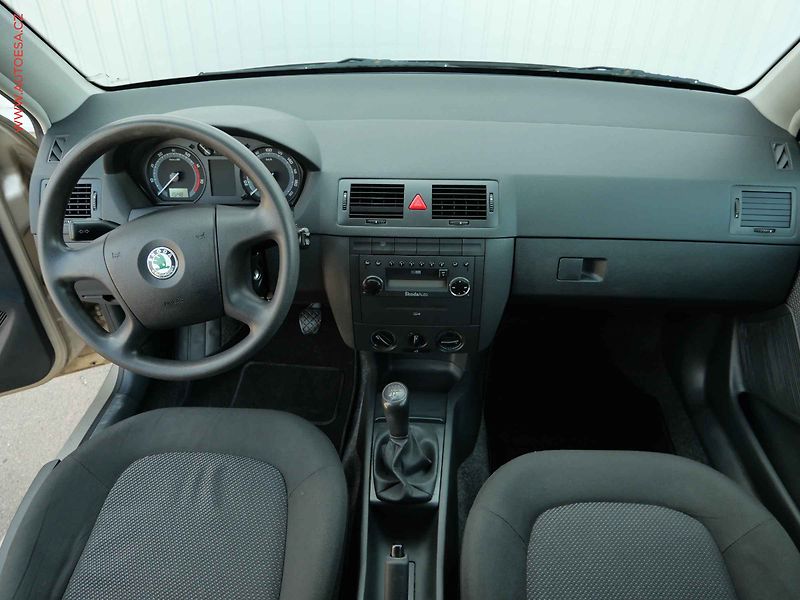 Škoda Fabia (2005) 1.2 HTP, ČR, El.výbava - fotka 8 z 15