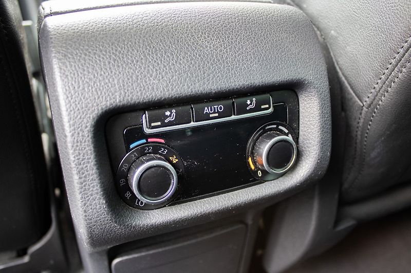 Volkswagen Sharan - fotka 35 z 39