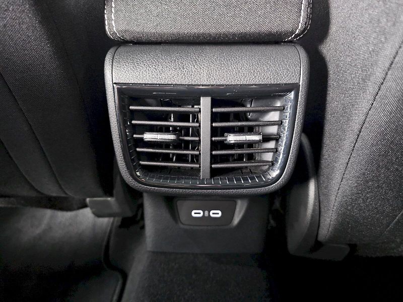 Škoda Fabia (2024) 1.0TSI 85kW Monte Carlo PANORA - fotka 28 z 30