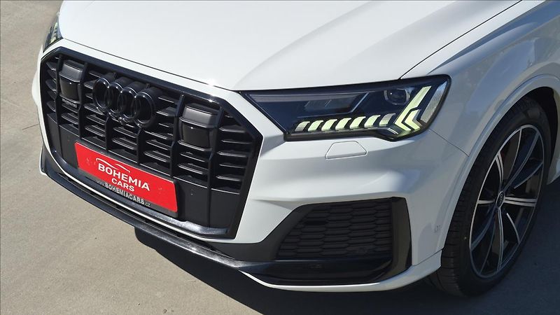 Audi Q7 3,0 50 TDI S-LINE ČR - fotka 9 z 33