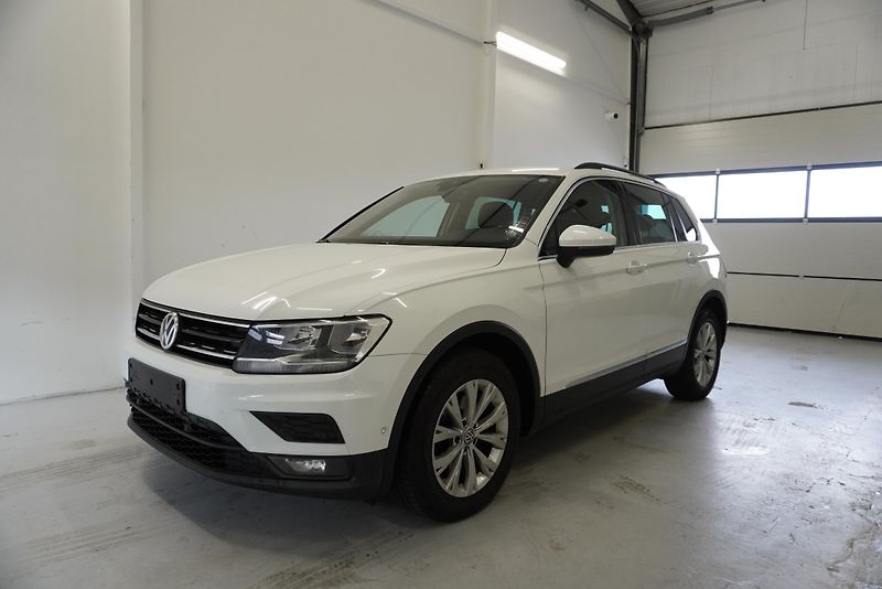 Volkswagen Tiguan 2.0 TDi 110kW DSG7 - fotka 1 z 38