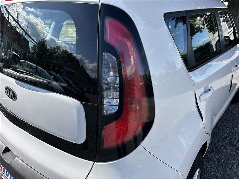 Kia Soul 1,6 GDi Automat 44t km  Tažné - fotka 37 z 44