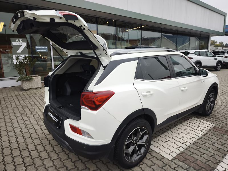 SsangYong Korando 2023 ČR 1.5 T-GDI 4x4  - fotka 31 z 35
