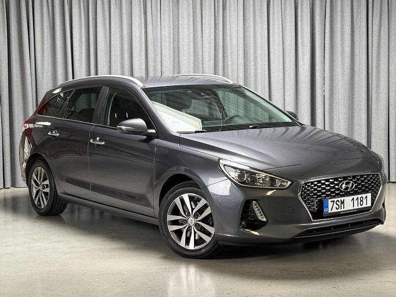 Hyundai i30 (2018) 1.6 CRDi Automat - fotka 2 z 13