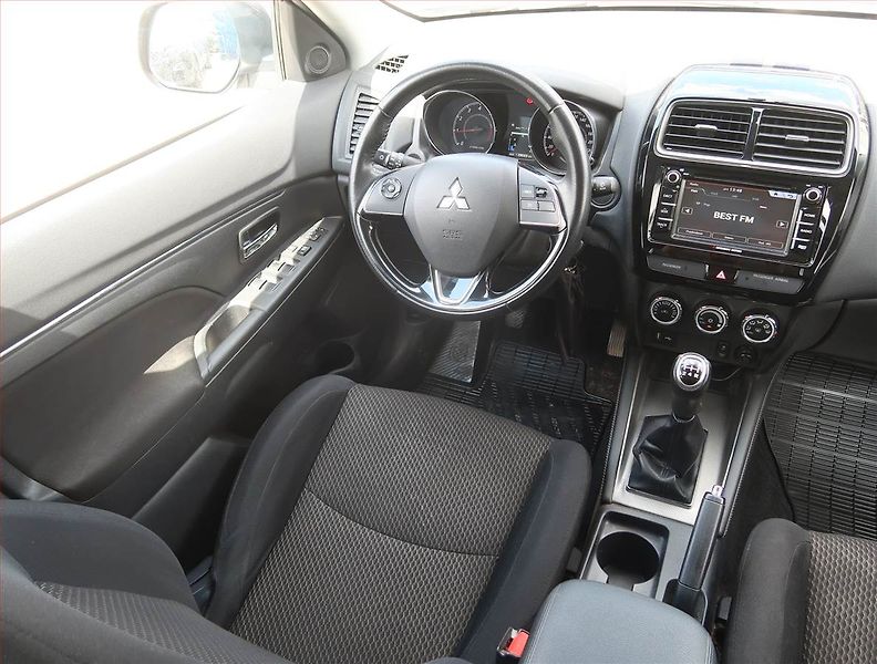 Mitsubishi ASX (2018) 1.6 MIVEC, Serv.kniha, Navi - fotka 7 z 17