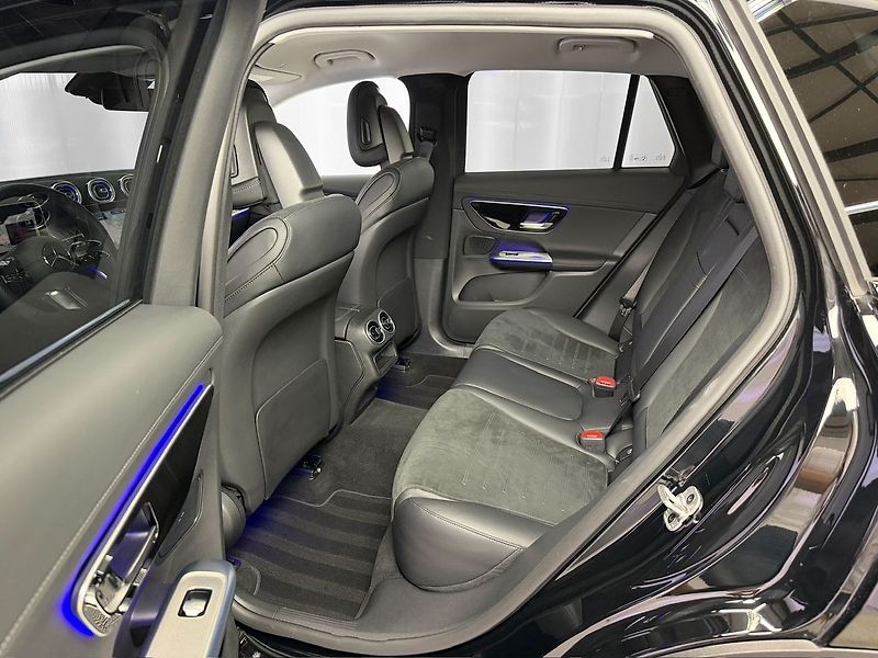 Mercedes-Benz GLC d 4MATIC AMG, DISTRONIC, MBUX, - fotka 12 z 29