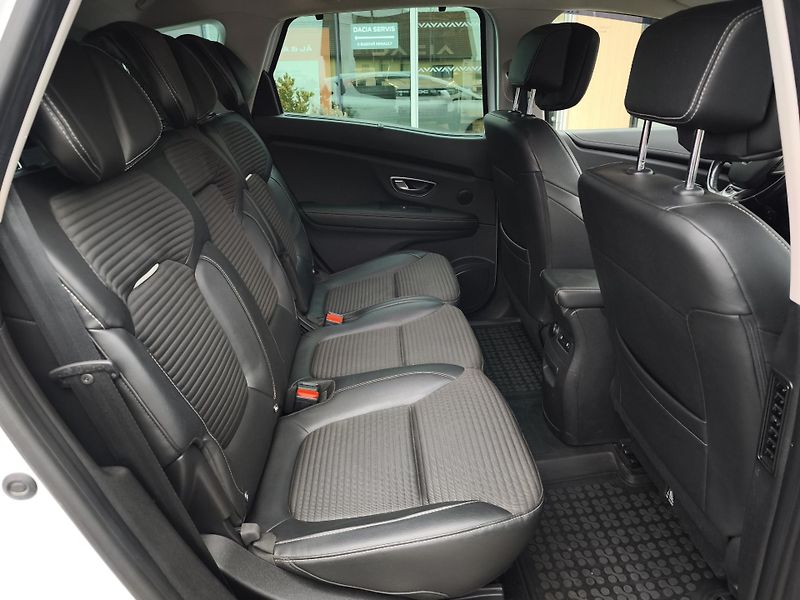 Renault Scénic 2018 1.6 dCi 118kW EDC BOSE - fotka 22 z 33