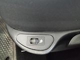Peugeot 308 (2010) 1,6HDI,80KW,7MÍST,PANOR,SER.KN - náhled 23