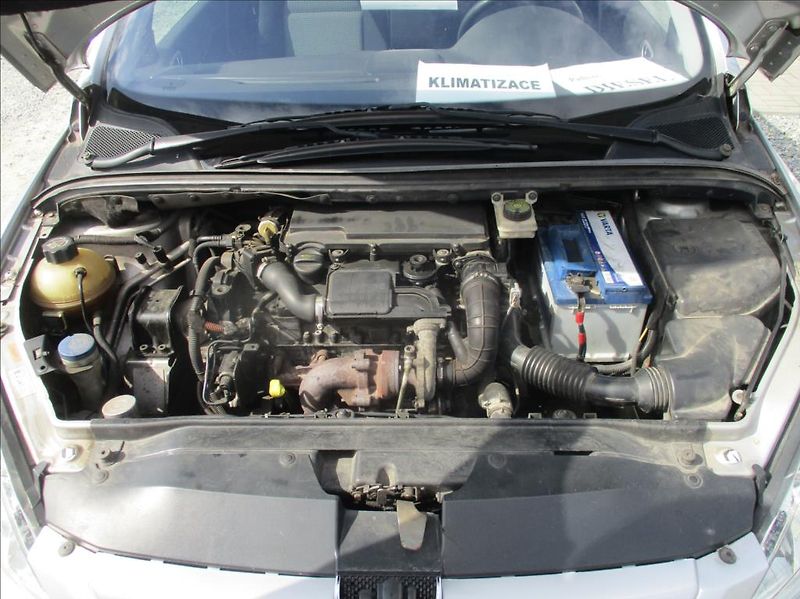 Peugeot 307 1,4 D,aut.klima,serv.kniha, - fotka 18 z 23