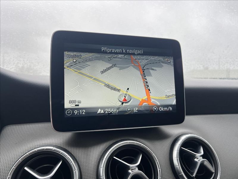 Mercedes-Benz CLA 2,2 d Shooting brake,Automat - fotka 22 z 26