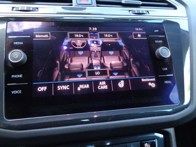 Volkswagen Tiguan 1.5 TSI MARATON EDITION - fotka 17 z 28