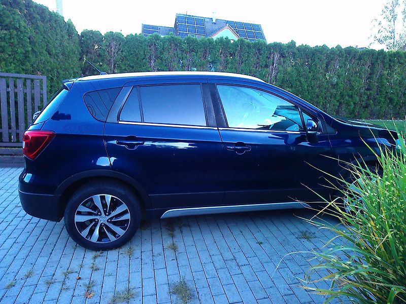 Suzuki S-Cross 1.4 Booster Jet 4x4 - fotka 6 z 23