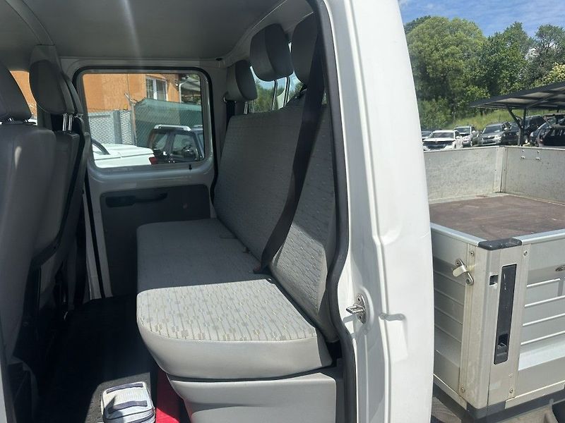Volkswagen Transporter 2.0 TDi 103kW 6míst serviska - fotka 15 z 19