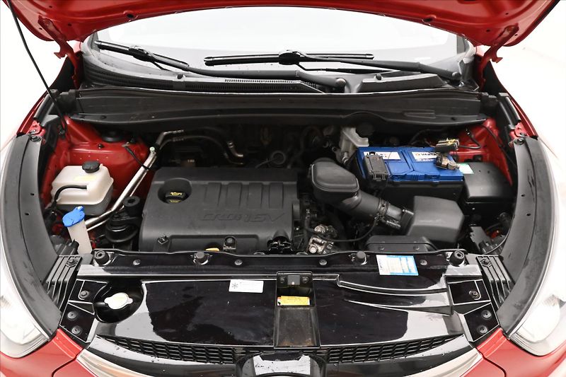 Hyundai ix35 1,7 CRDi 85 kW - fotka 9 z 27