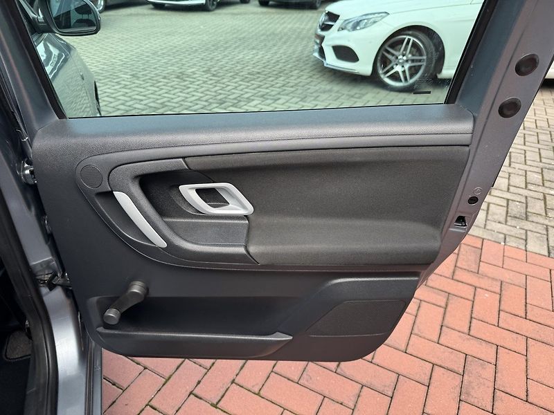 Škoda Roomster (2009) 1.4i 16V Style Digi Klima - fotka 17 z 49
