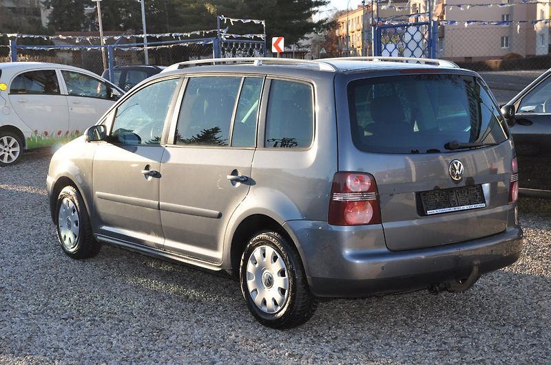 Volkswagen Touran 1.9TDi 77kW  - fotka 4 z 14