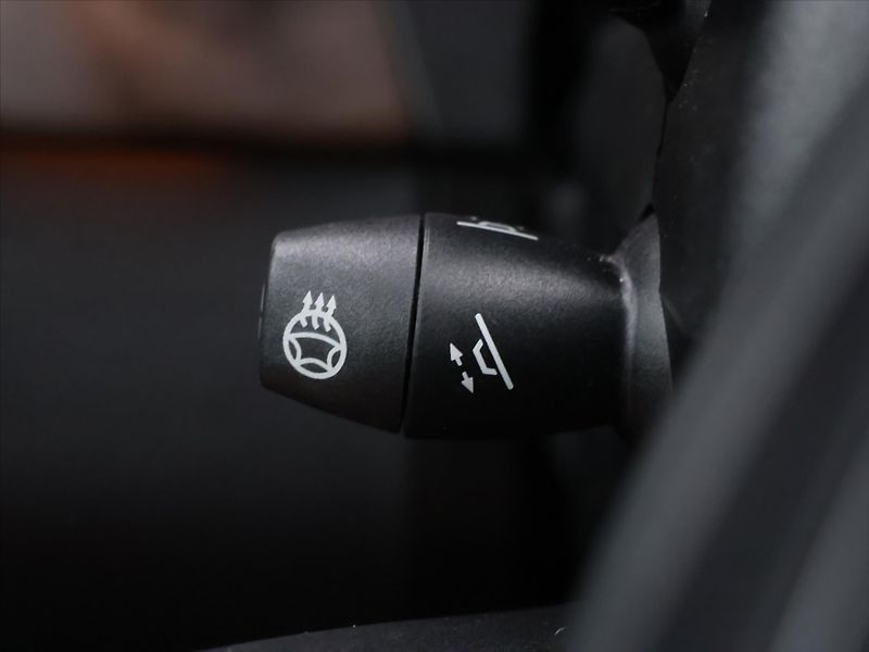Mercedes-Benz GLS 3,0 350d 190kW AMG Sport DPH - fotka 23 z 45