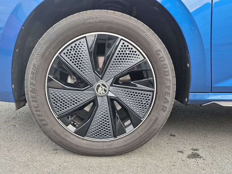 Škoda Kamiq Monte Carlo  1,5 TSI 110 kW - fotka 26 z 28