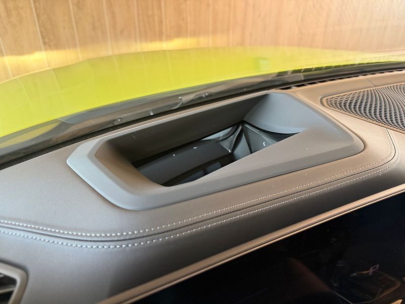 BMW M3 Competition xDrive, Ventilace - fotka 29 z 46