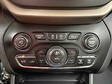 Jeep Cherokee (2015) 2.0 CRD 4x4, servis.kniha, AT - náhled 17
