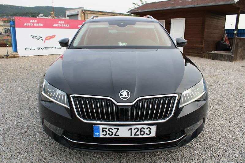 Škoda Superb (2018) 2,0TDI KŮŽE NAVI KLIMA  ALU 19 - fotka 2 z 44