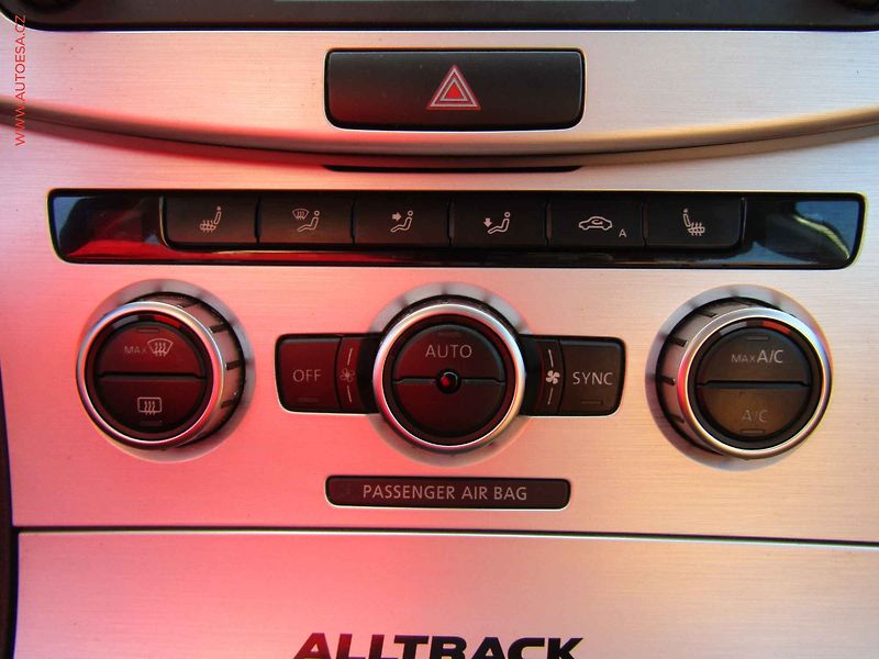 Volkswagen Passat (2013) 2.0 TDi 4x4, ČR, Alltrack - fotka 13 z 16