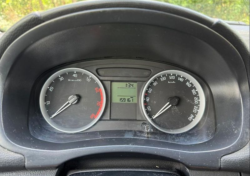 Škoda Roomster (2008) 1.4 / 63kW - fotka 14 z 16
