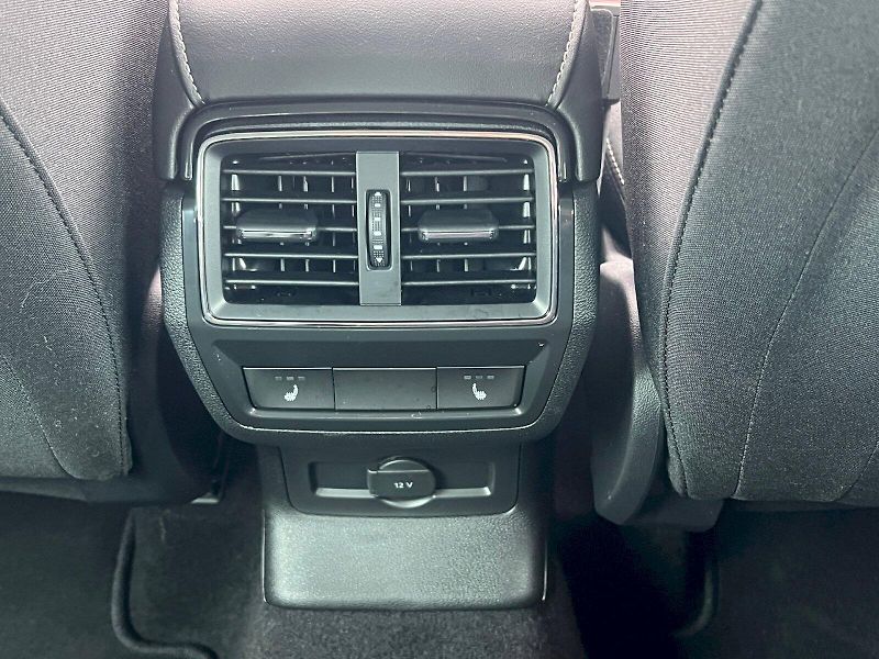 Škoda Karoq (2025) Top Selection 1.5TSi 110kW 6°m - fotka 31 z 31