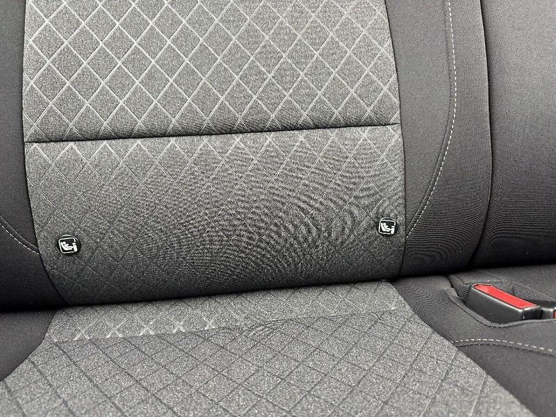 MG ZS 1.5 MT EXCITE - fotka 13 z 14
