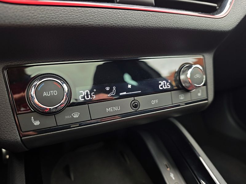 Škoda Scala (2021) 1.5 TSi Monte Carlo 110kW DPH - fotka 29 z 49