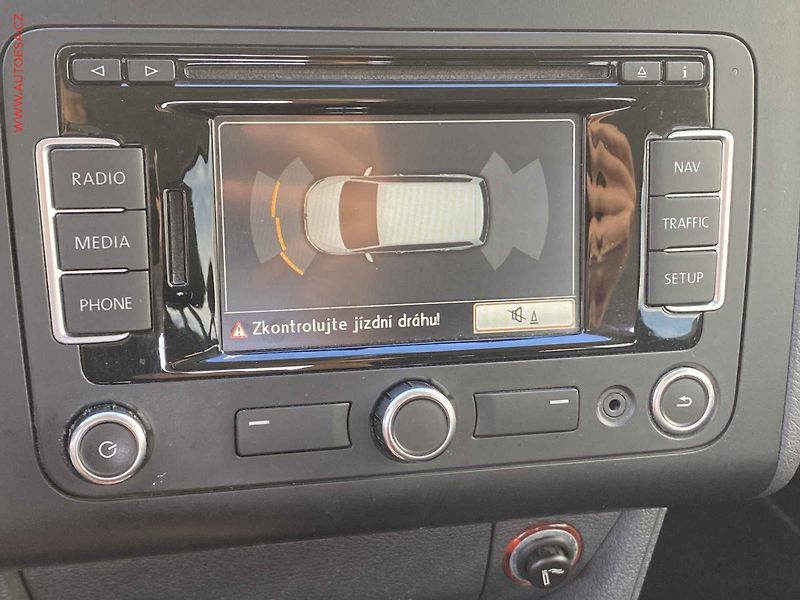 Volkswagen Touran (2014) 1.2 TSi, CUP, navi - fotka 18 z 19