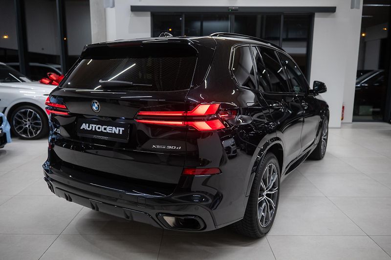 BMW X5 (2025) 30xd M-SPORT NEZAVISLÉ TAŽNÉ - fotka 12 z 52