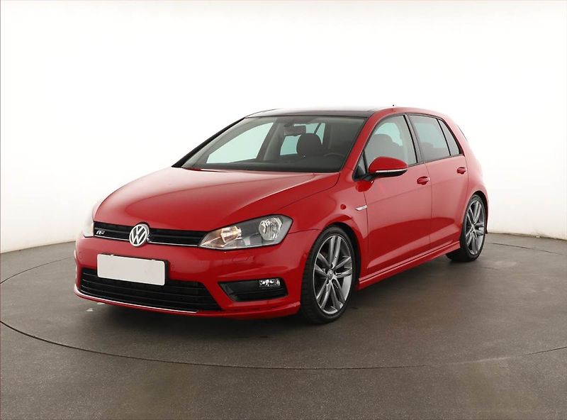 Volkswagen Golf (2014) 1.2 TSI, Navi, Tempomat - fotka 2 z 18