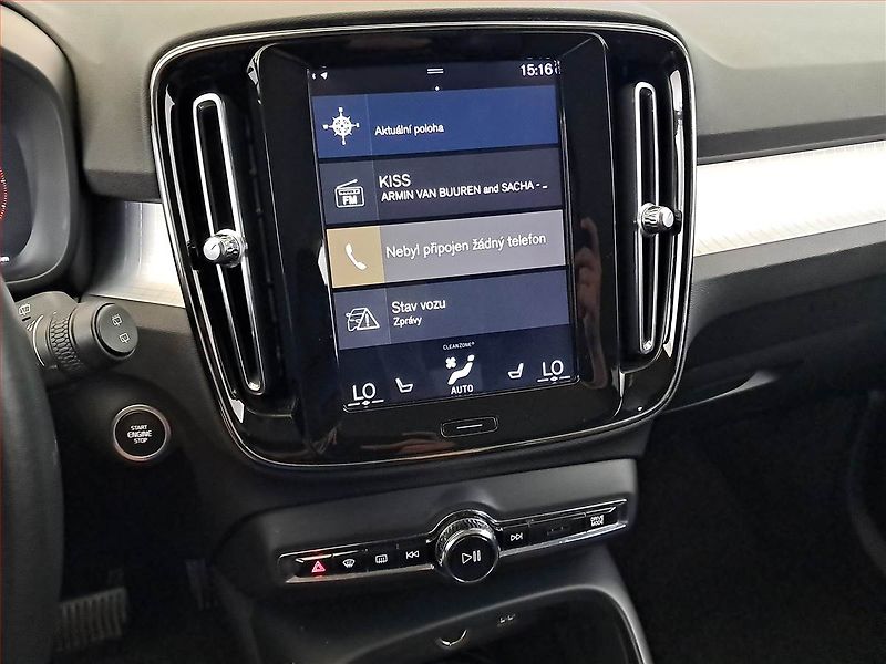 Volvo XC40 (2019) D3 AWD, 4X4, Automat, Kůže - fotka 12 z 23