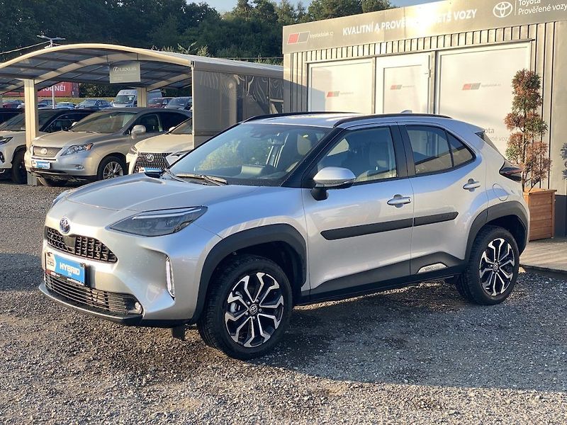 Toyota Yaris Cross 1.5HEV, ČR-1m, Style, záruka - fotka 4 z 17