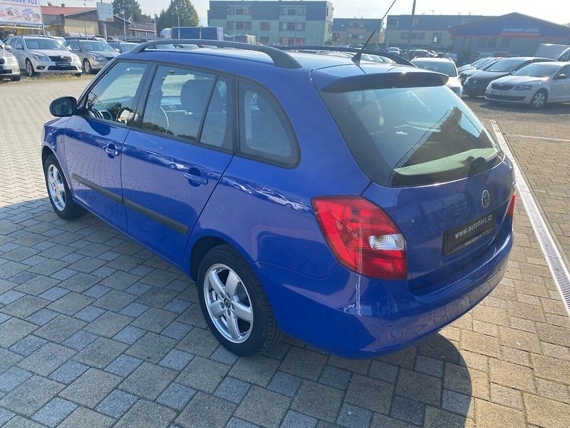 Škoda Fabia (2009) II Kombi 1.6 16V 77kW - fotka 5 z 25