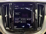 Volvo XC60 T6 AWD RECHARGE, ACC, PANORAMA - náhled 23