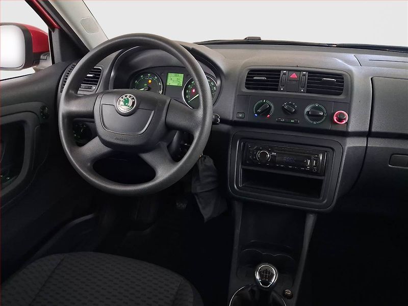 Škoda Fabia (2011) 1.2 TSI, nová STK, zamluveno - fotka 7 z 16