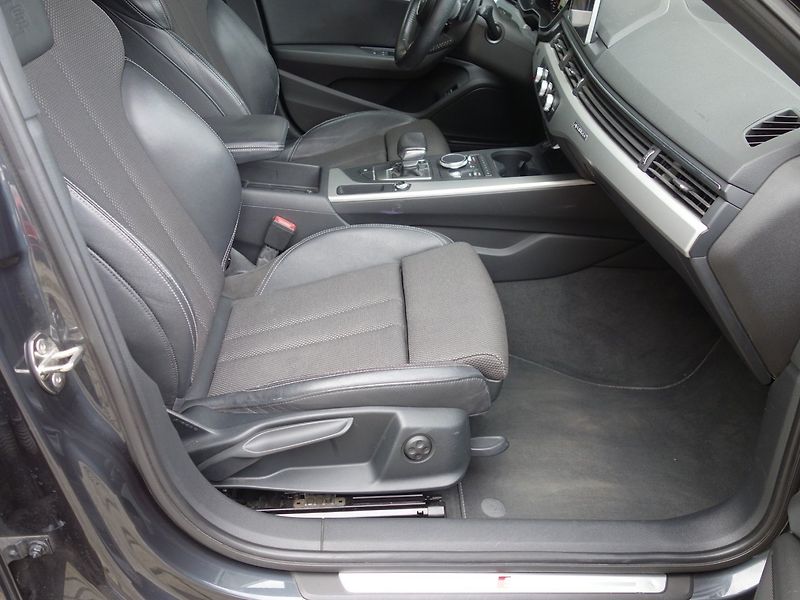 Audi A4 (2016) 2.0TDI 140kW QUATTRO -NEZ.TOP! - fotka 26 z 43