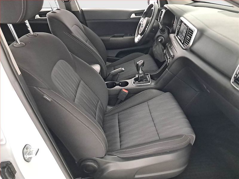 Kia Sportage (2020) 1.6 GDI, Tempomat - fotka 9 z 17