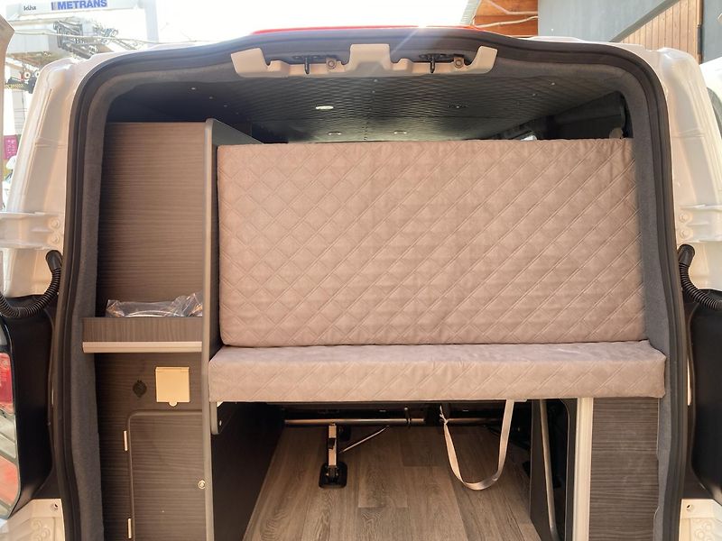 Ford (2019) TRANSIT - POUZE OBYTNÁ VESTAV - fotka 6 z 10