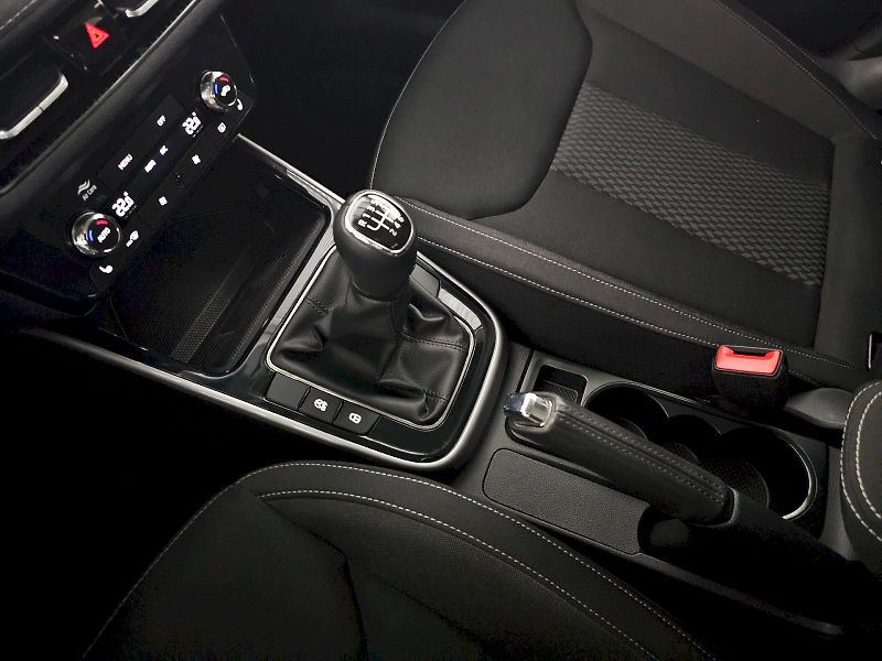 Škoda Fabia (2025) 1.0TSi 85kW TOP SELECTION - fotka 18 z 27