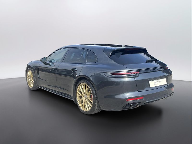 Porsche Panamera GTS - fotka 3 z 29