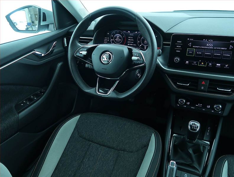 Škoda Kamiq (2021) Style 1.0 TSI - fotka 7 z 19