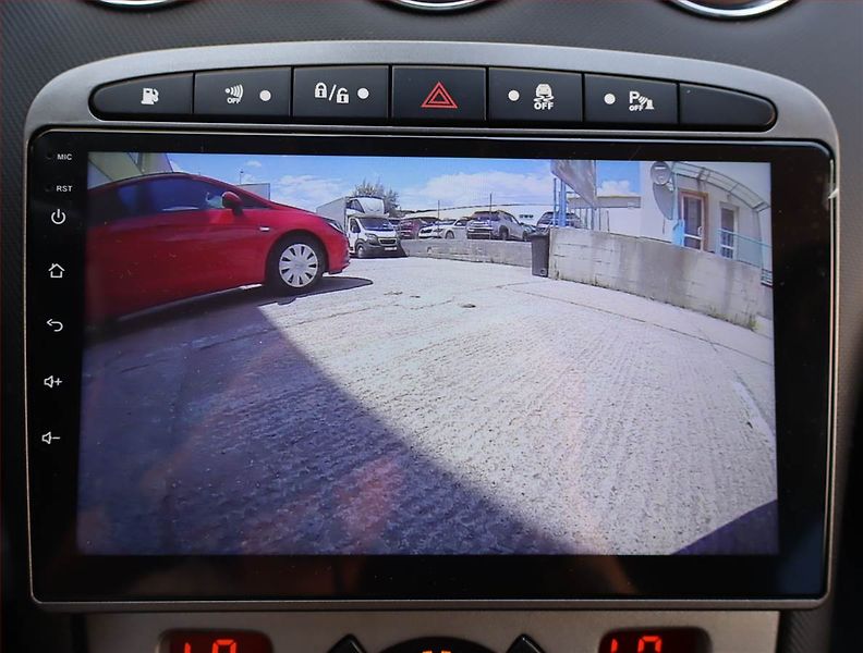 Peugeot 308 (2012) 1.6 HDi, Navi, Park. senzory - fotka 17 z 17