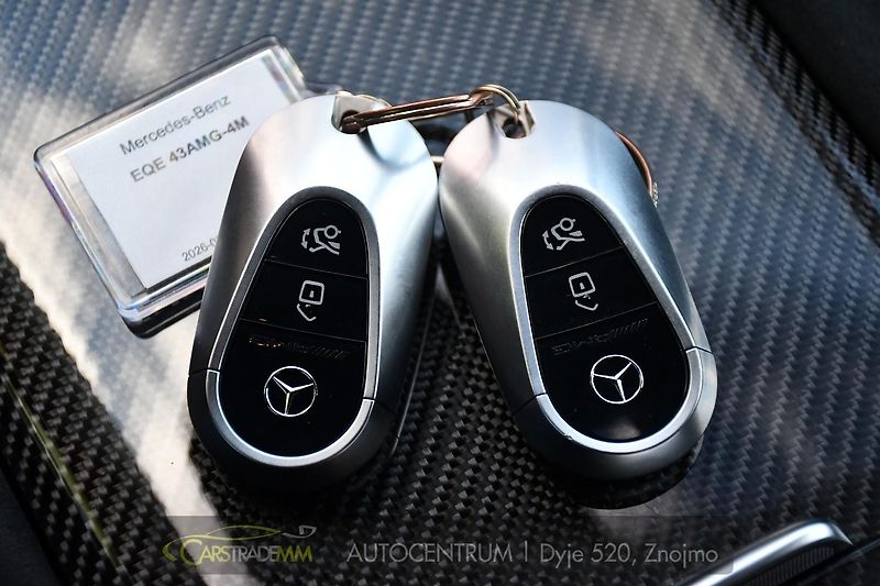 Mercedes-Benz EQE 43AMG HUD 1M PANORAMA - fotka 41 z 60