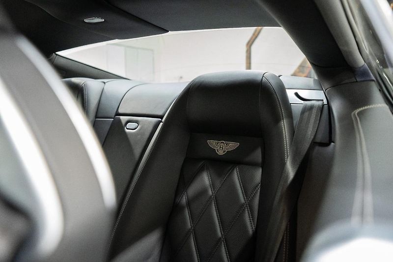 Bentley Continental GT GT Speed 6.0 W12 448 kW - fotka 23 z 31